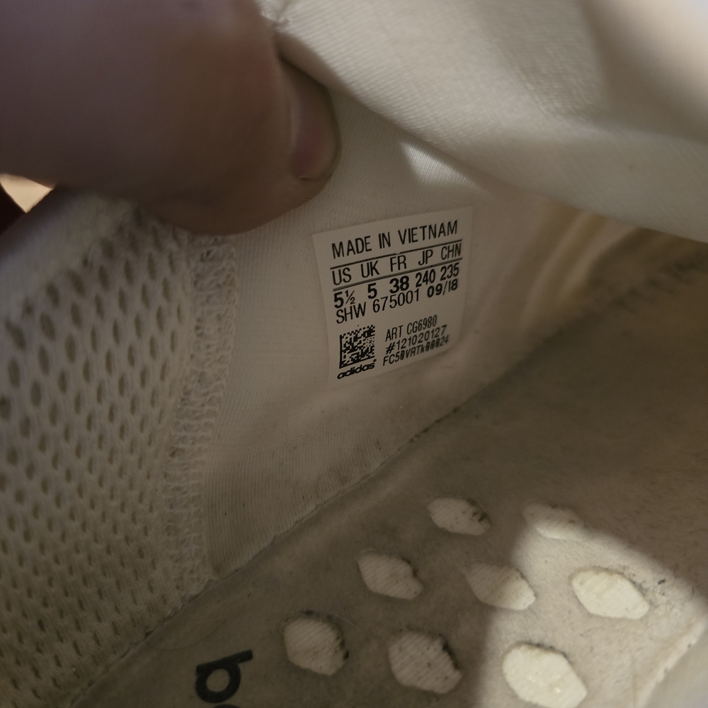 Adidas NMD R1 - Picture 6 of 6